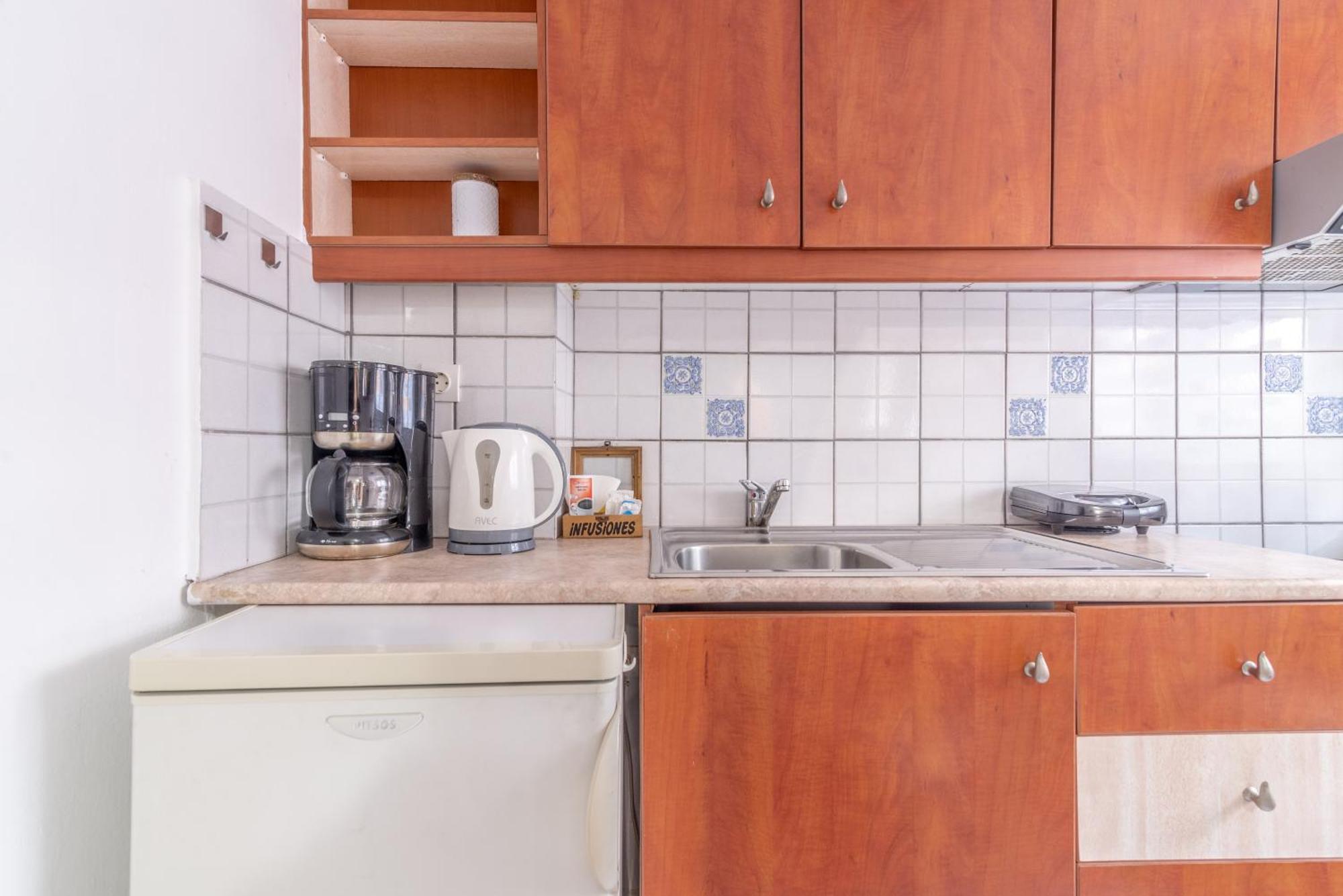 Oasis Studios In The City Centre Ираклион Экстерьер фото