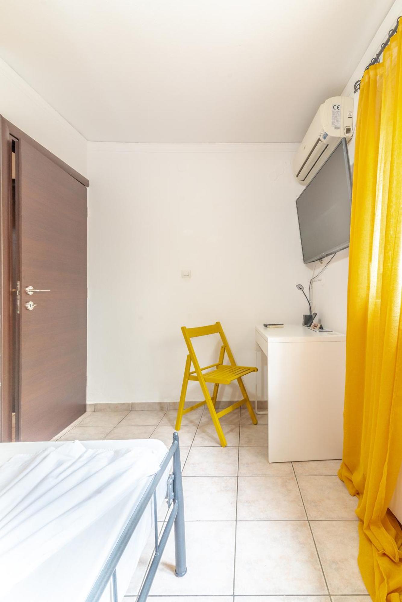 Oasis Studios In The City Centre Ираклион Экстерьер фото