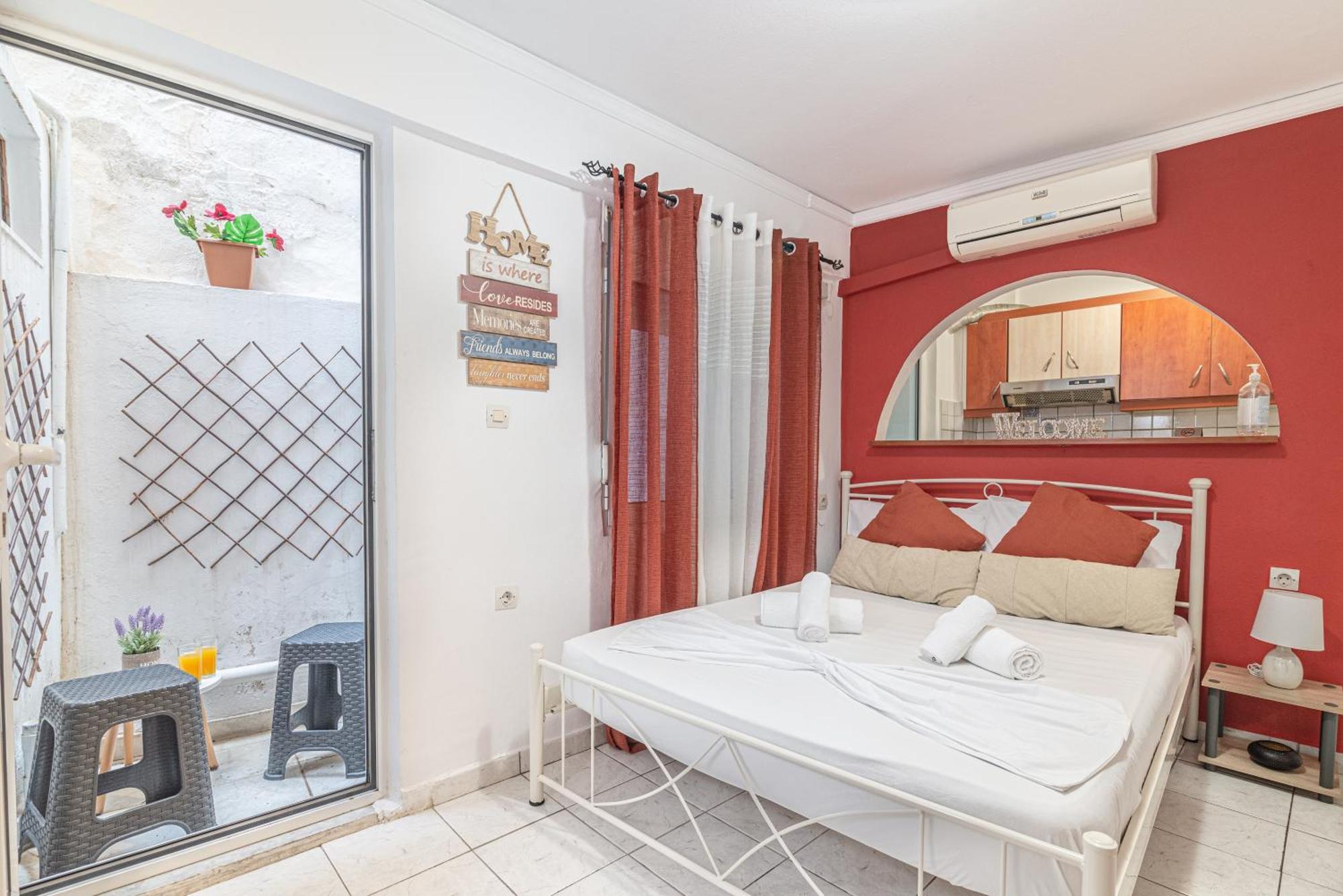 Oasis Studios In The City Centre Ираклион Экстерьер фото
