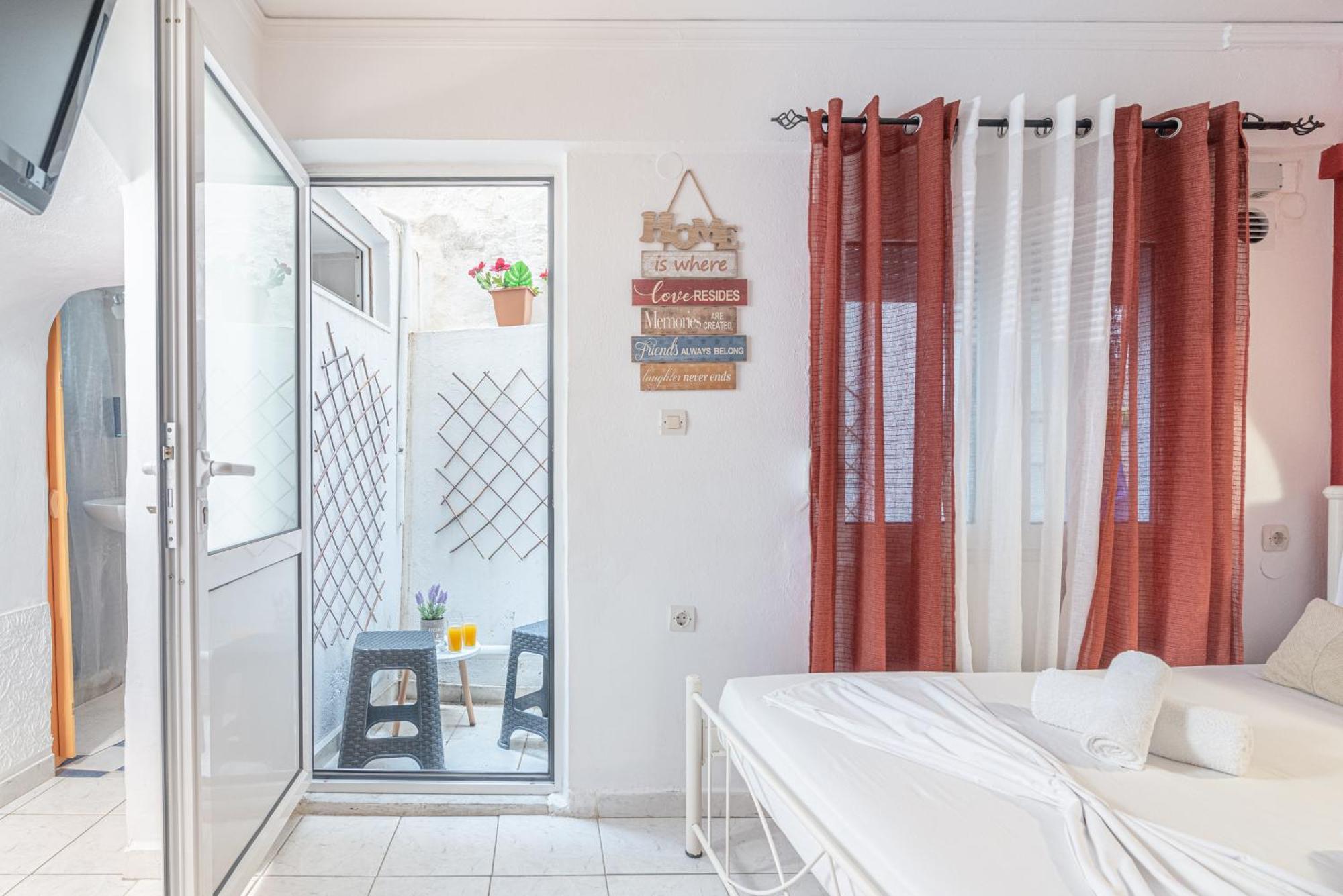 Oasis Studios In The City Centre Ираклион Экстерьер фото