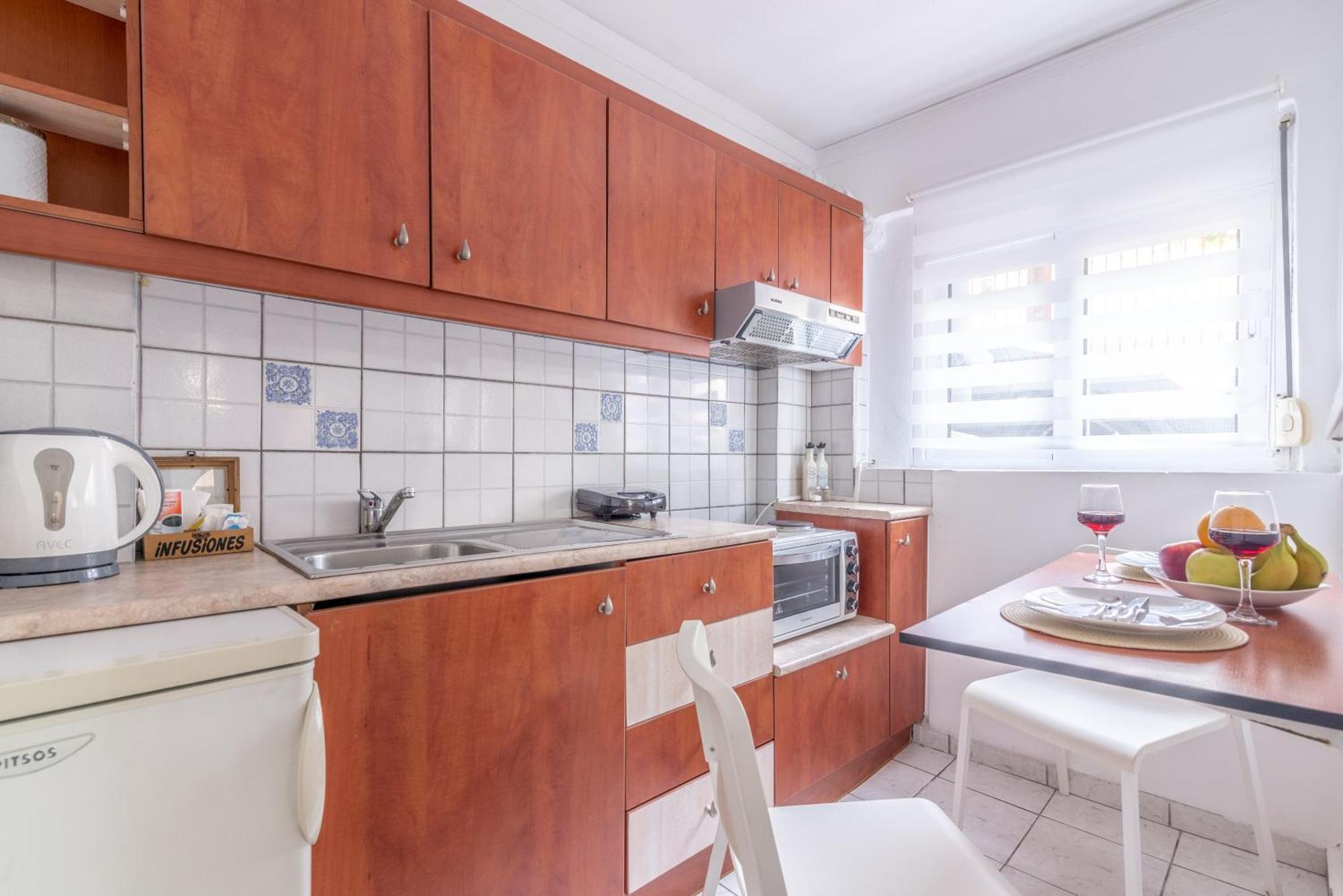 Oasis Studios In The City Centre Ираклион Экстерьер фото
